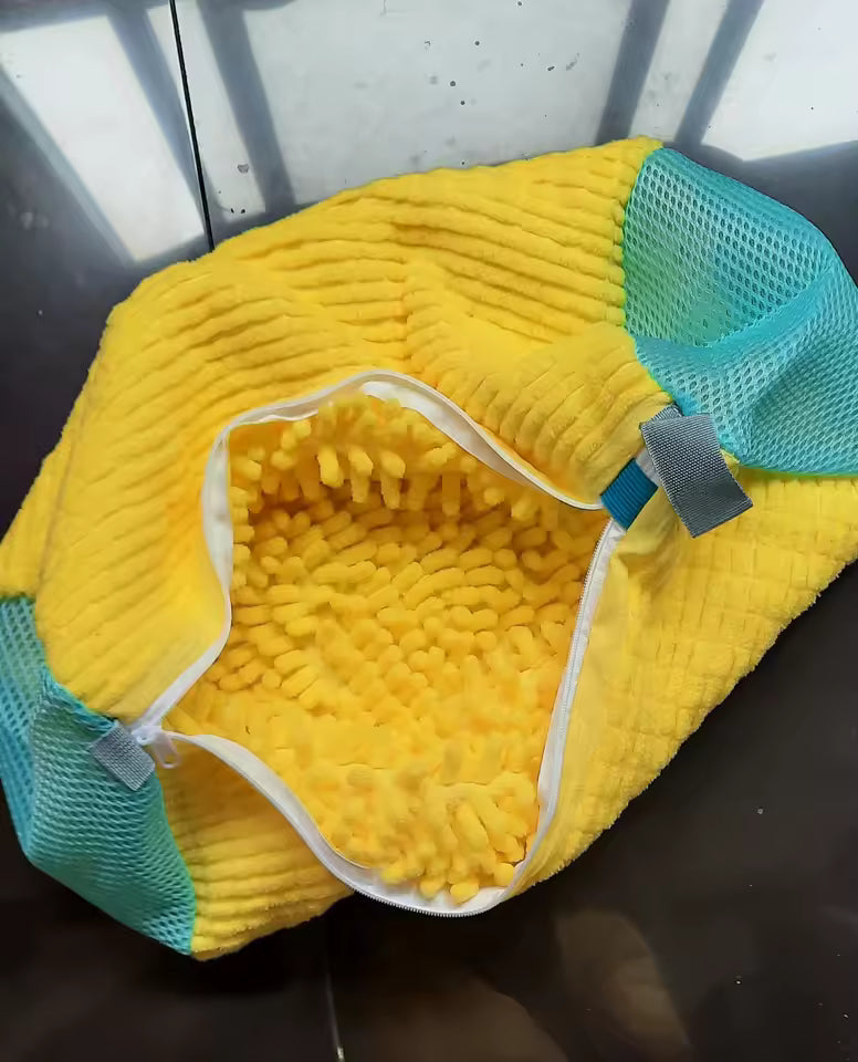 Review of <strong>Jose Luis., Pereira</strong>